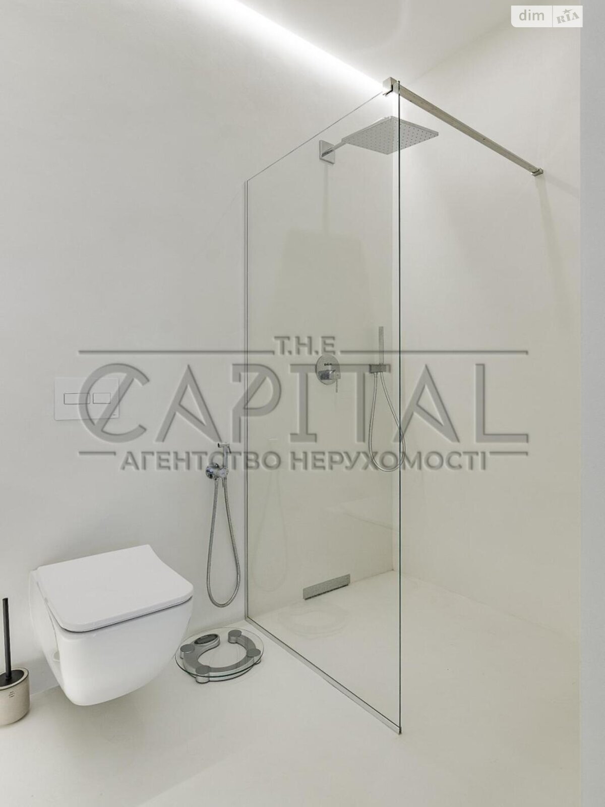 двоповерховий будинок з гаражем, 240 кв. м, цегла. Продаж у Києві фото 1 двоповерховий будинок з гаражем, 240 кв. м, цегла. Продаж у Києві фото 1