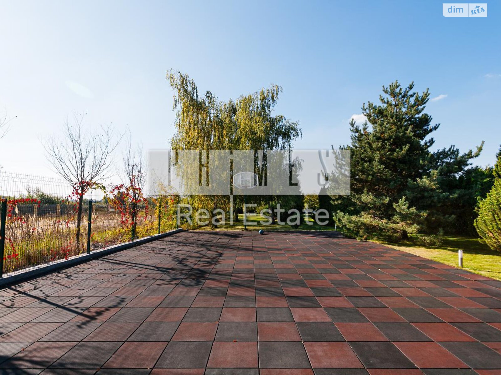 двоповерховий будинок з верандою, 560 кв. м, цегла. Продаж у Києві фото 1 двоповерховий будинок з верандою, 560 кв. м, цегла. Продаж у Києві фото 1