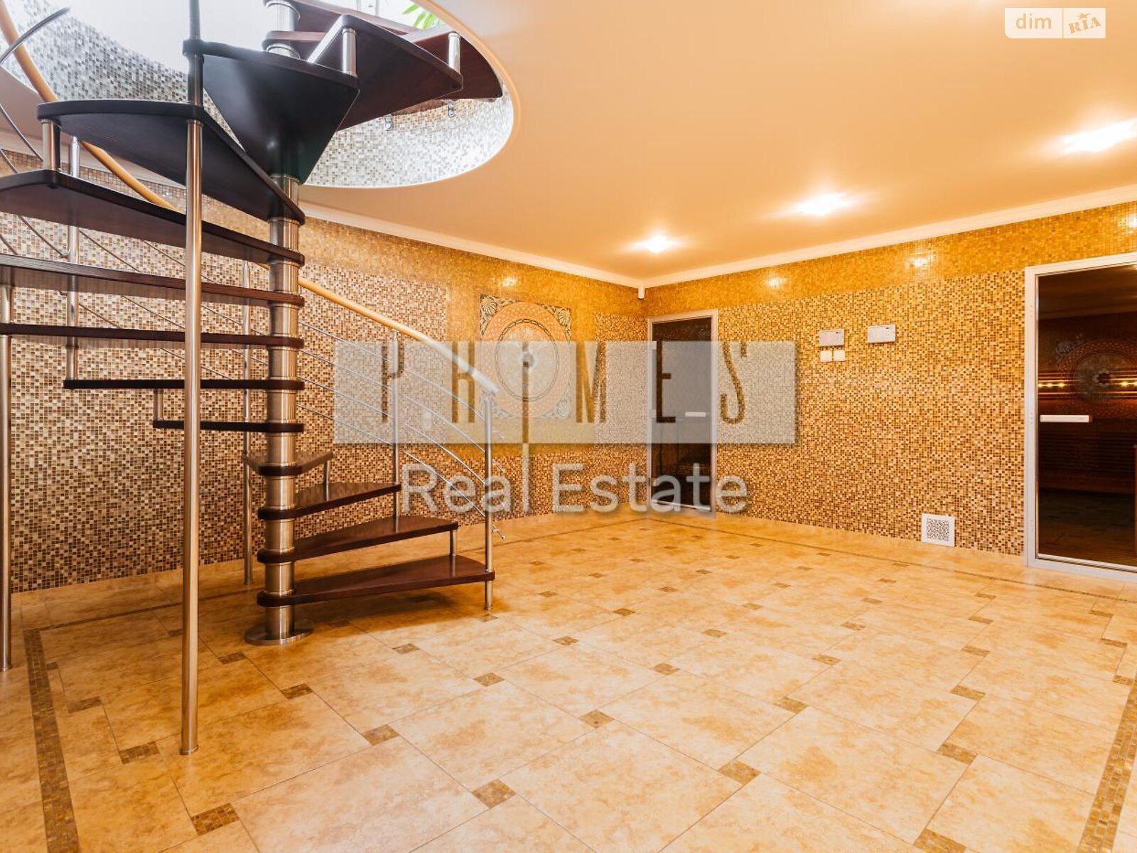 двоповерховий будинок з верандою, 560 кв. м, цегла. Продаж у Києві фото 1 двоповерховий будинок з верандою, 560 кв. м, цегла. Продаж у Києві фото 1