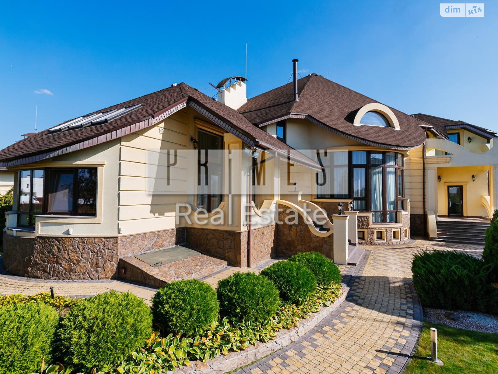 двоповерховий будинок з верандою, 560 кв. м, цегла. Продаж у Києві фото 1 двоповерховий будинок з верандою, 560 кв. м, цегла. Продаж у Києві фото 1