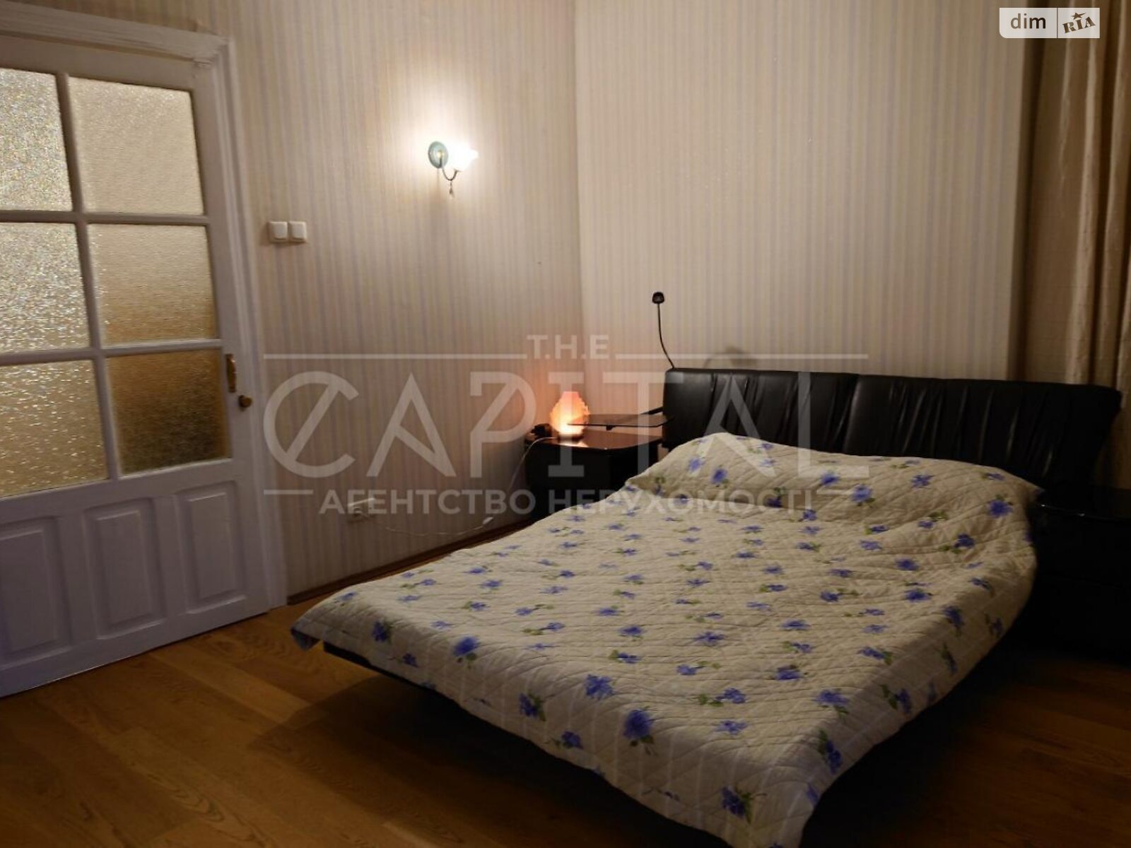 триповерховий будинок з гаражем, 396 кв. м, цегла. Продаж у Києві фото 1 триповерховий будинок з гаражем, 396 кв. м, цегла. Продаж у Києві фото 1