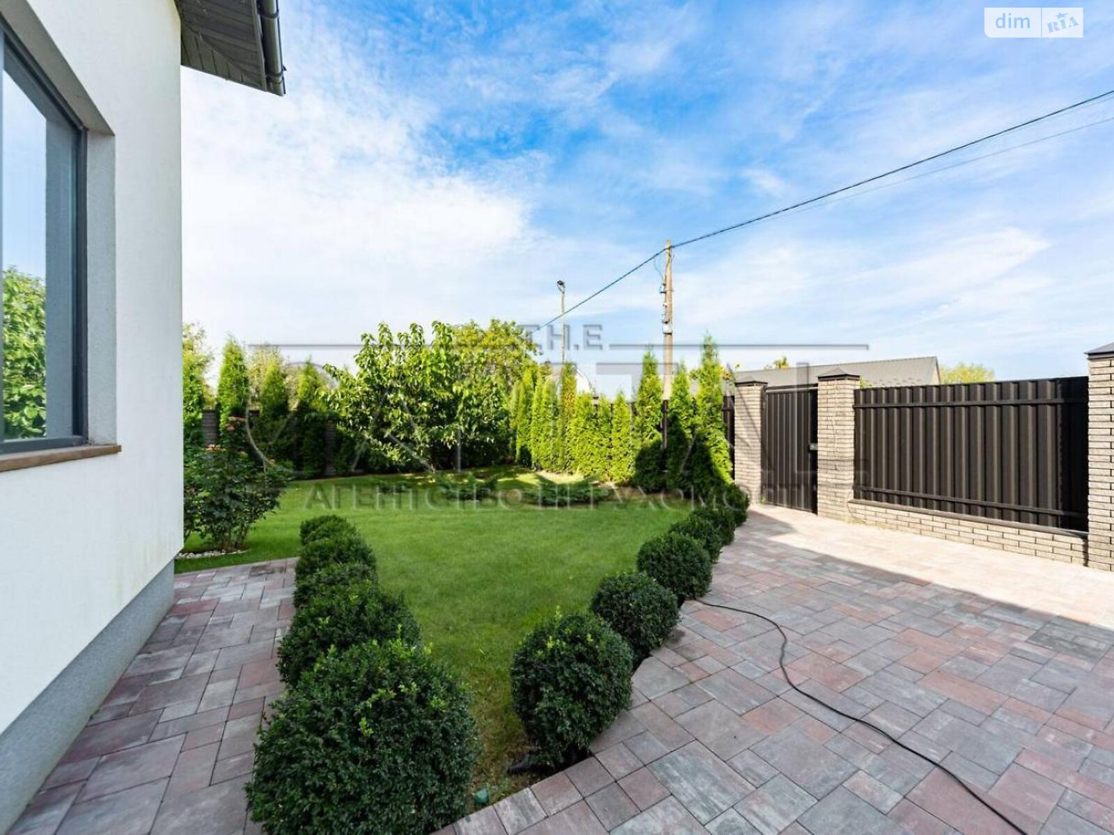 двоповерховий будинок з гаражем, 280 кв. м, цегла. Продаж в Києві, район Осокорки фото 1 двоповерховий будинок з гаражем, 280 кв. м, цегла. Продаж в Києві, район Осокорки фото 1