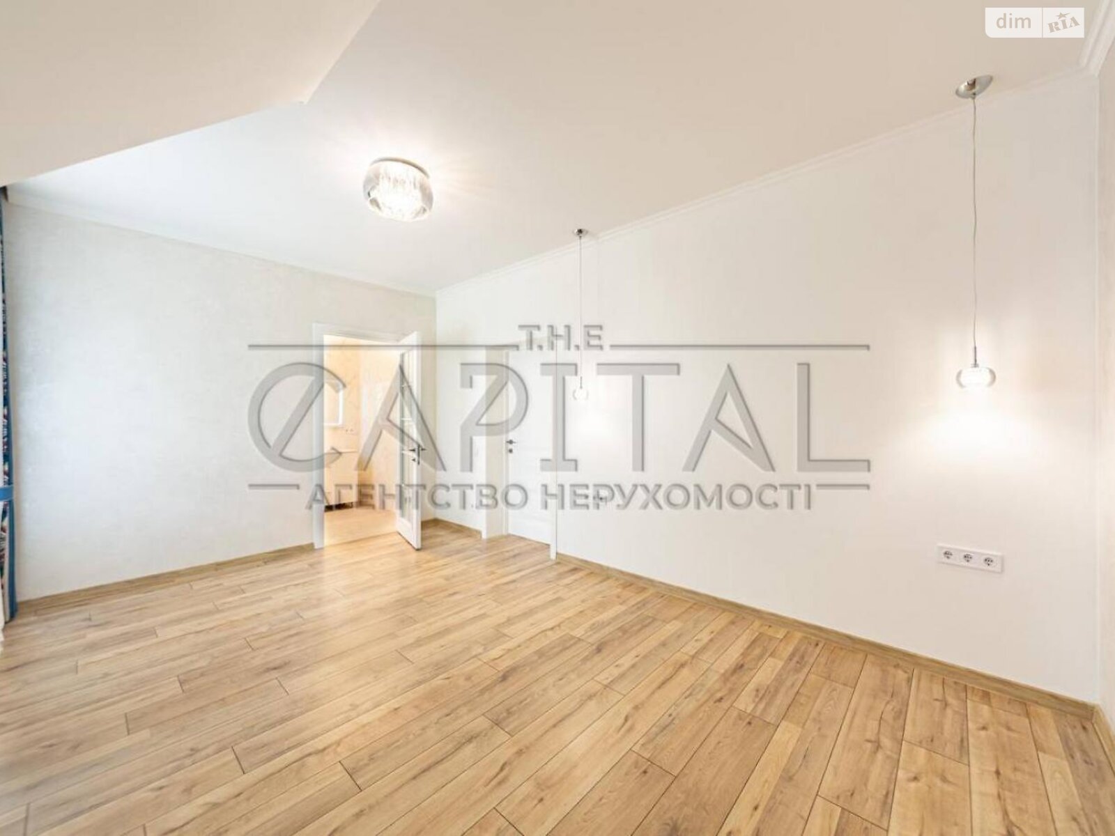 двоповерховий будинок з гаражем, 280 кв. м, цегла. Продаж в Києві, район Осокорки фото 1 двоповерховий будинок з гаражем, 280 кв. м, цегла. Продаж в Києві, район Осокорки фото 1