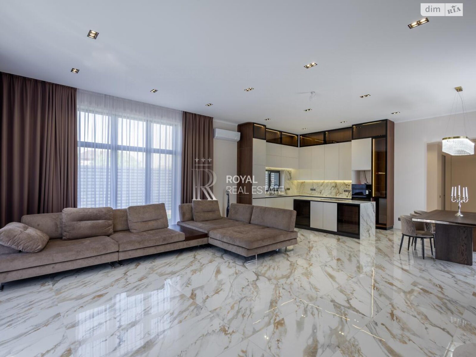двоповерховий будинок, 210 кв. м, цегла. Продаж у Києві фото 1 двоповерховий будинок, 210 кв. м, цегла. Продаж у Києві фото 1