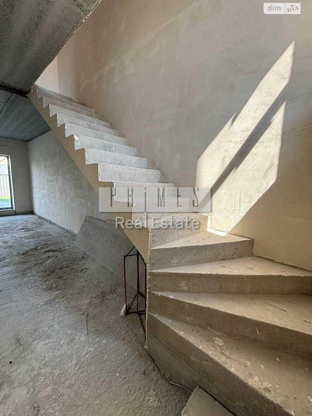 триповерховий будинок, 135 кв. м, цегла. Продаж у Києві фото 1 триповерховий будинок, 135 кв. м, цегла. Продаж у Києві фото 1