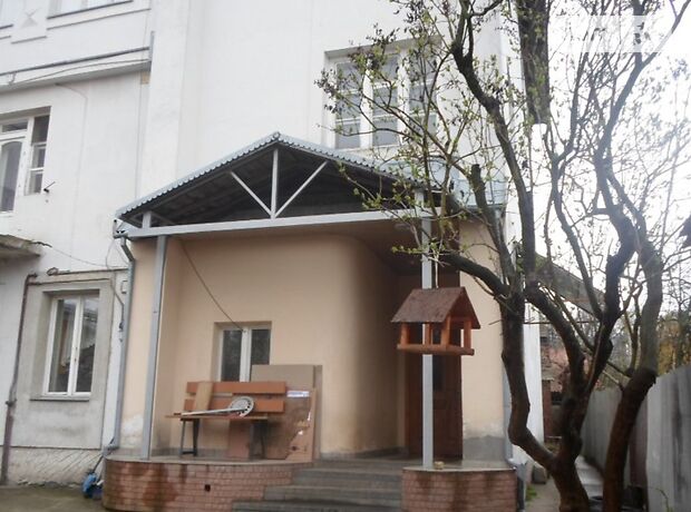четырехэтажный дом с верандой, 850 кв. м, кирпич. Продажа в Киеве район Шевченковский фото 1 четырехэтажный дом с верандой, 850 кв. м, кирпич. Продажа в Киеве район Шевченковский фото 1