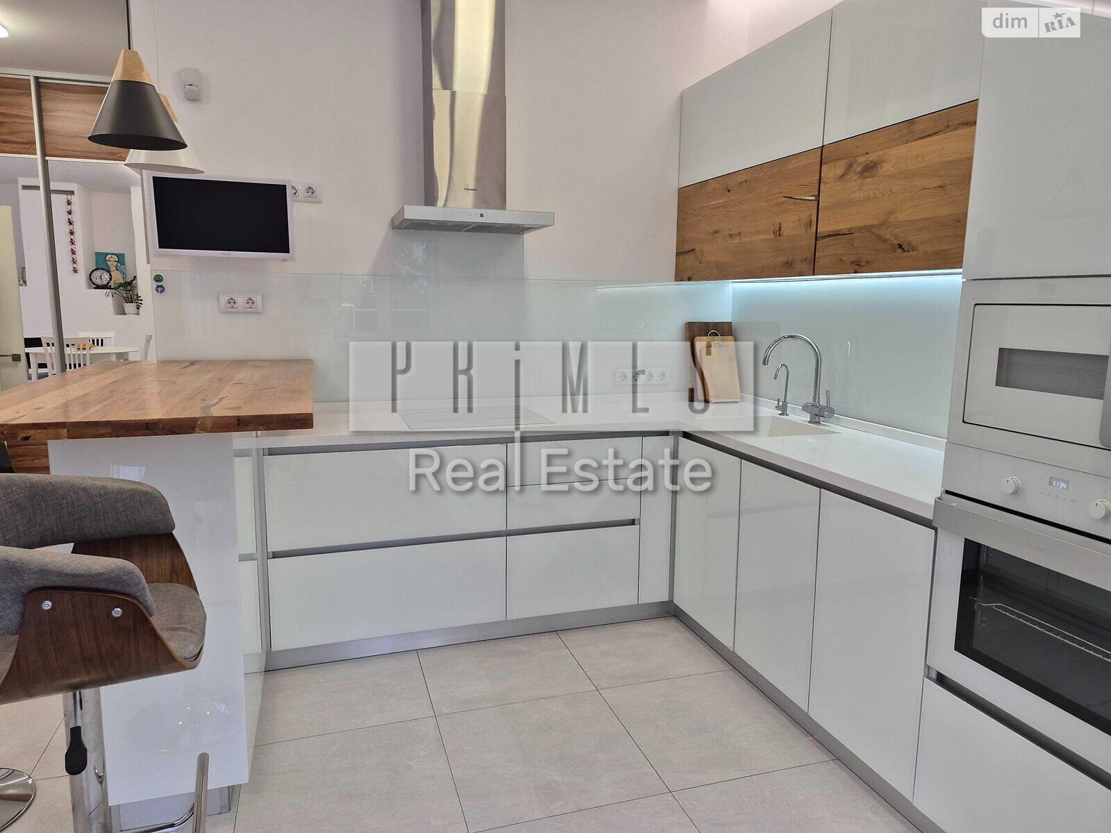 двухэтажный дом с гаражом, 230 кв. м, газобетон. Продажа в Киеве район Шевченковский фото 1 двухэтажный дом с гаражом, 230 кв. м, газобетон. Продажа в Киеве район Шевченковский фото 1