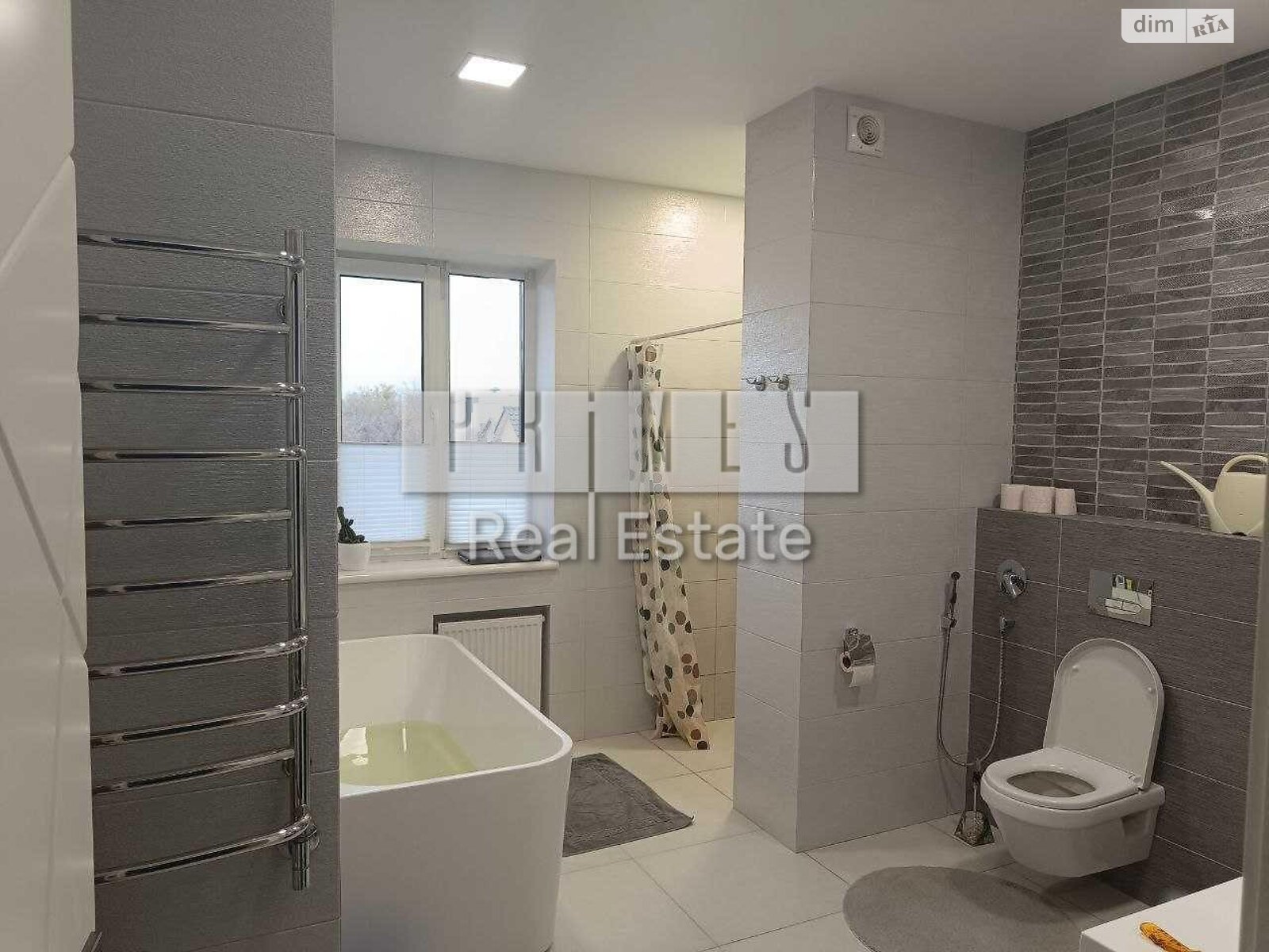двухэтажный дом с гаражом, 230 кв. м, газобетон. Продажа в Киеве район Шевченковский фото 1 двухэтажный дом с гаражом, 230 кв. м, газобетон. Продажа в Киеве район Шевченковский фото 1