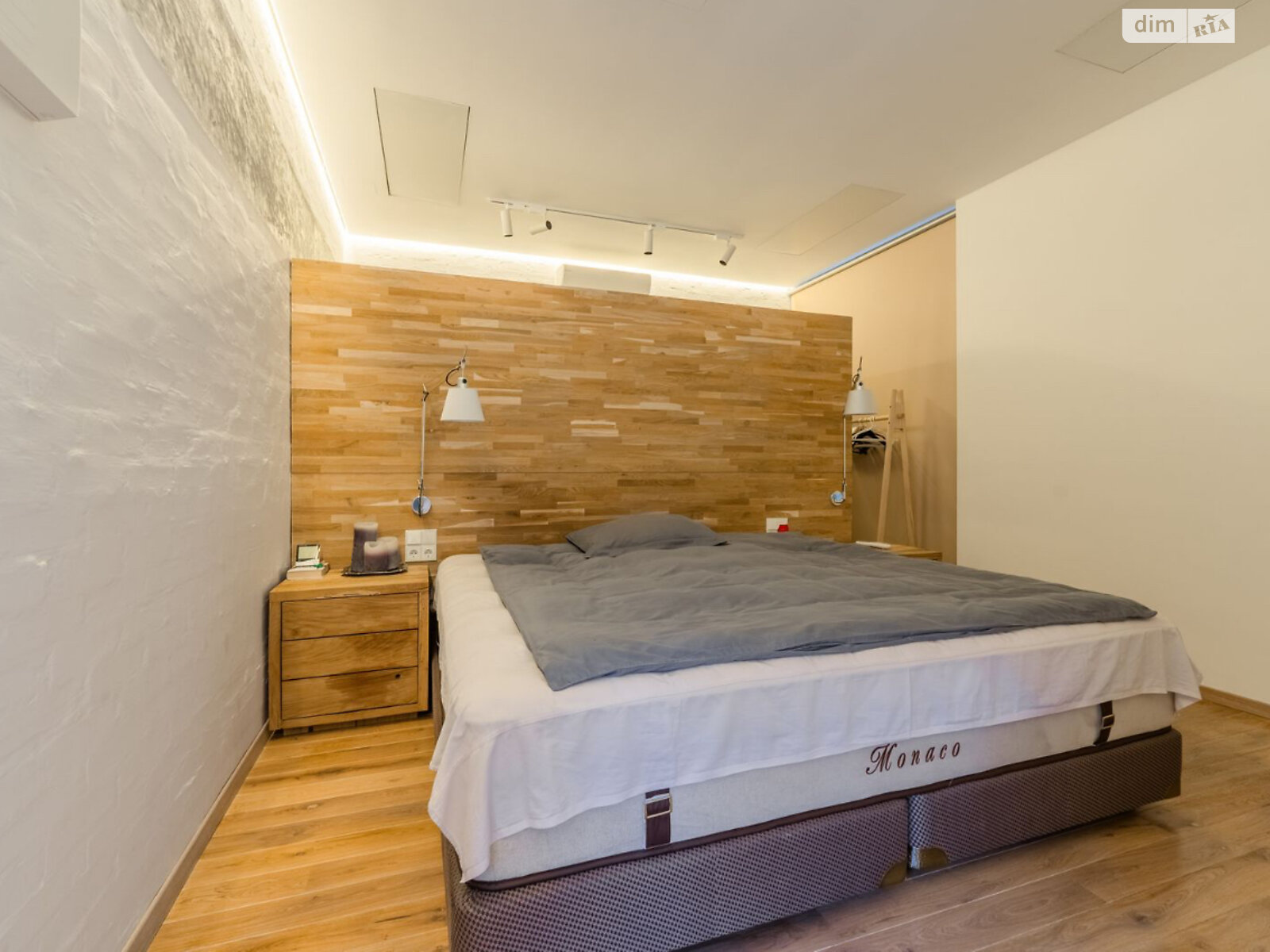двухэтажный дом, 320 кв. м, кирпич. Продажа в Киеве район Шевченковский фото 1 двухэтажный дом, 320 кв. м, кирпич. Продажа в Киеве район Шевченковский фото 1