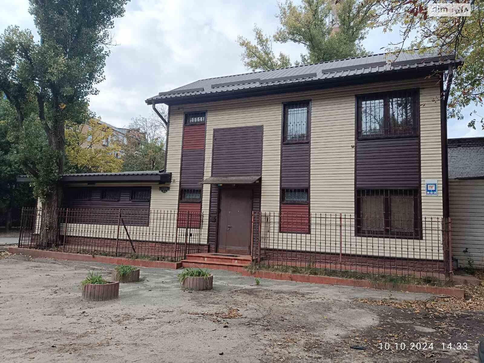 двоповерховий будинок з гаражем, 180 кв. м, метал. Продаж в Києві, район Шевченківський фото 1 двоповерховий будинок з гаражем, 180 кв. м, метал. Продаж в Києві, район Шевченківський фото 1