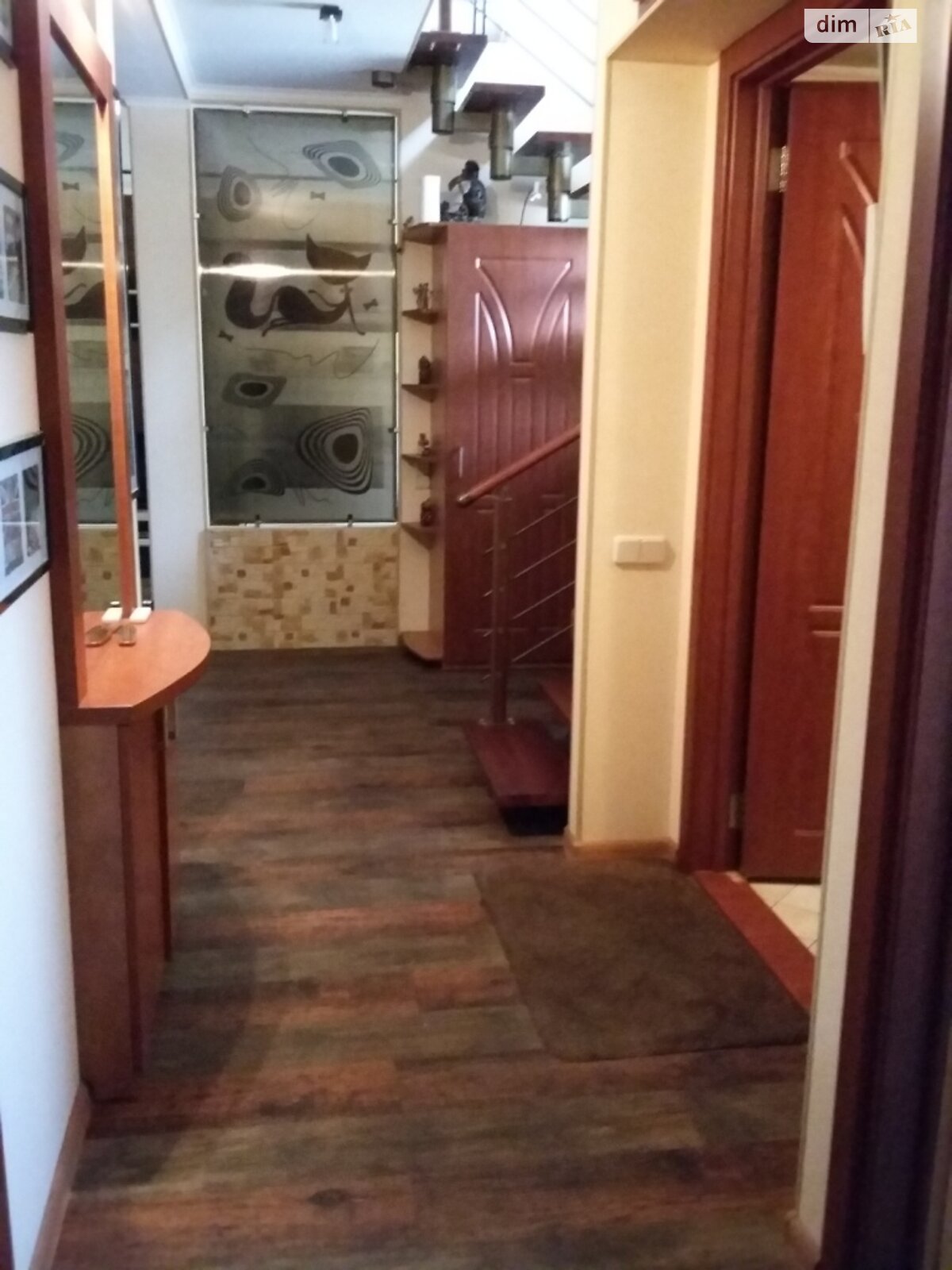 двоповерховий будинок з гаражем, 180 кв. м, метал. Продаж в Києві, район Шевченківський фото 1 двоповерховий будинок з гаражем, 180 кв. м, метал. Продаж в Києві, район Шевченківський фото 1