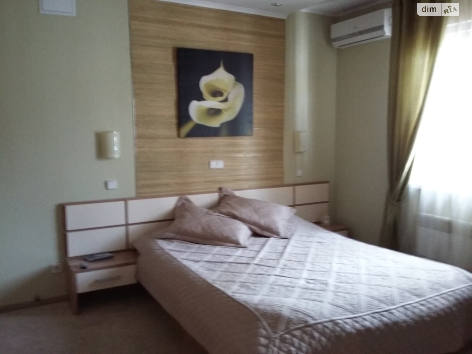 двоповерховий будинок з гаражем, 180 кв. м, метал. Продаж в Києві, район Шевченківський фото 1 двоповерховий будинок з гаражем, 180 кв. м, метал. Продаж в Києві, район Шевченківський фото 1