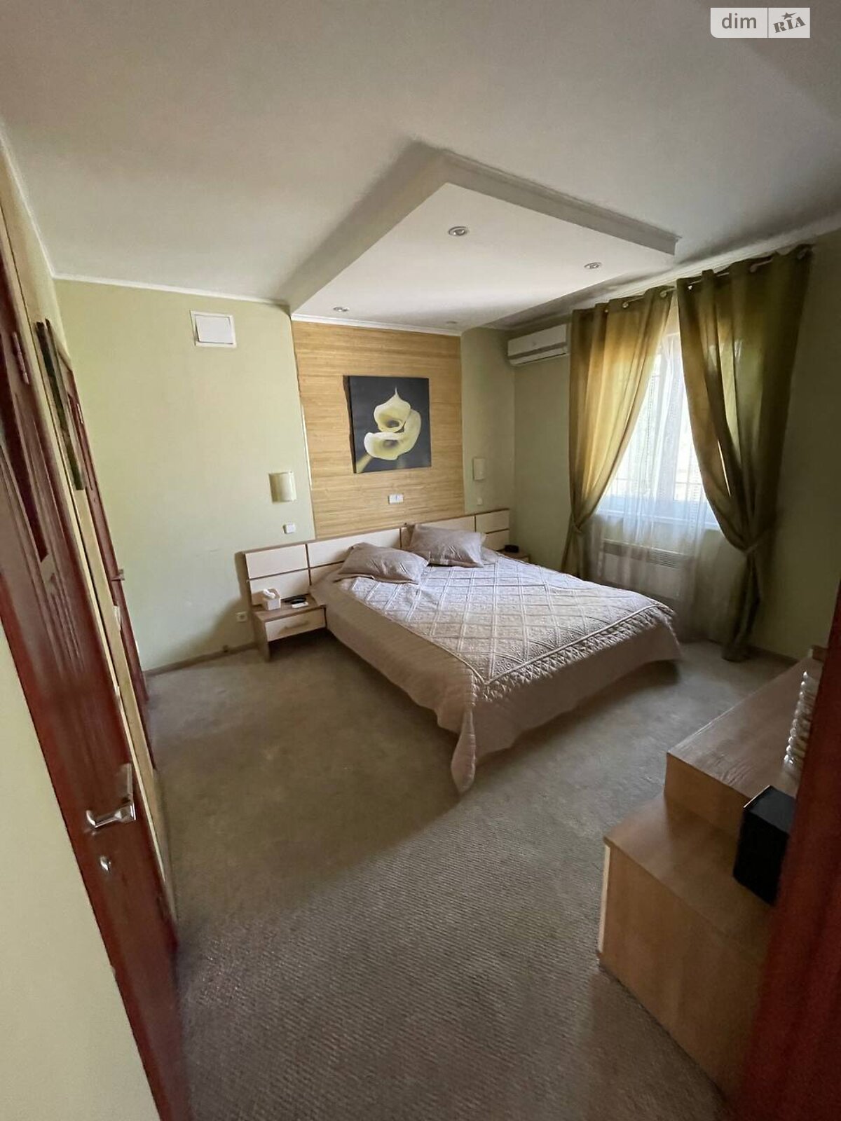 двоповерховий будинок з гаражем, 180 кв. м, метал. Продаж в Києві, район Шевченківський фото 1 двоповерховий будинок з гаражем, 180 кв. м, метал. Продаж в Києві, район Шевченківський фото 1