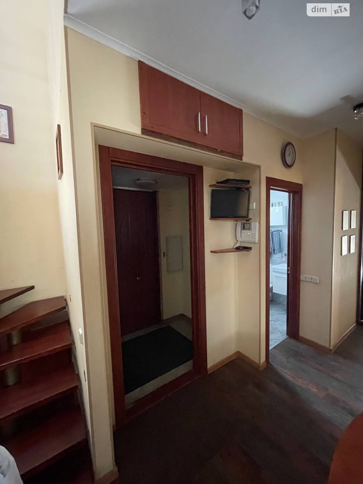 двоповерховий будинок з гаражем, 180 кв. м, метал. Продаж в Києві, район Шевченківський фото 1 двоповерховий будинок з гаражем, 180 кв. м, метал. Продаж в Києві, район Шевченківський фото 1