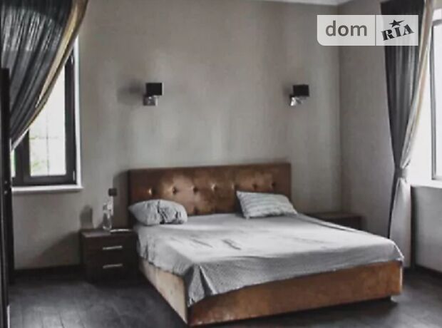 двоповерховий будинок, 850 кв. м, цегла. Продаж в Києві, район Шевченківський фото 1 двоповерховий будинок, 850 кв. м, цегла. Продаж в Києві, район Шевченківський фото 1