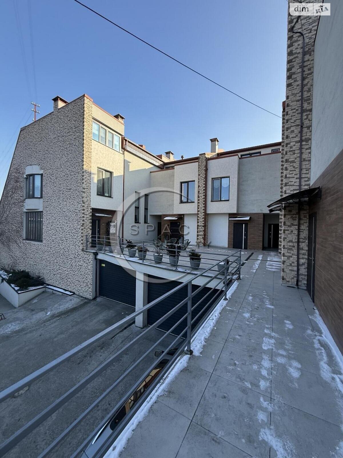 двухэтажный дом с гаражом, 172.5 кв. м, кирпич. Продажа в Киеве район Ширма фото 1 двухэтажный дом с гаражом, 172.5 кв. м, кирпич. Продажа в Киеве район Ширма фото 1