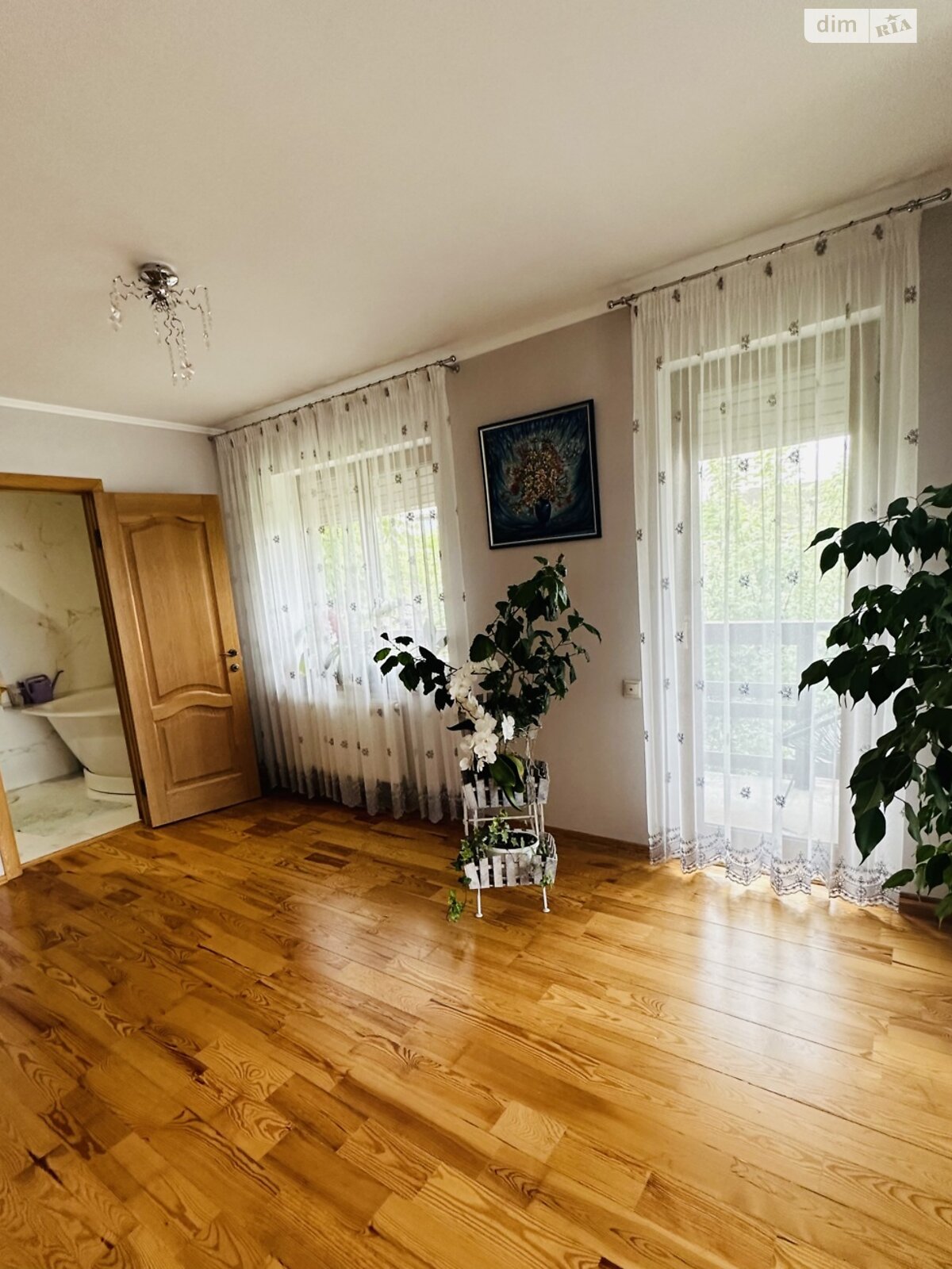 триповерховий будинок з балконом, 218.9 кв. м, цегла. Продаж в Києві, район Ширма фото 1 триповерховий будинок з балконом, 218.9 кв. м, цегла. Продаж в Києві, район Ширма фото 1