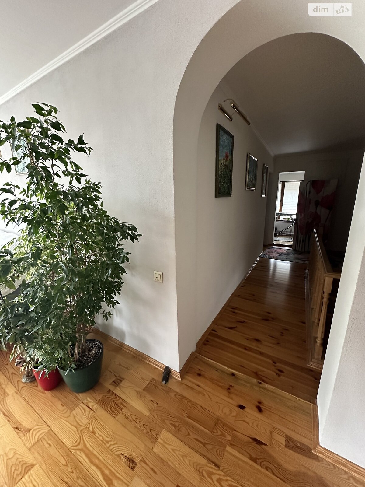 триповерховий будинок з балконом, 218.9 кв. м, цегла. Продаж в Києві, район Ширма фото 1 триповерховий будинок з балконом, 218.9 кв. м, цегла. Продаж в Києві, район Ширма фото 1