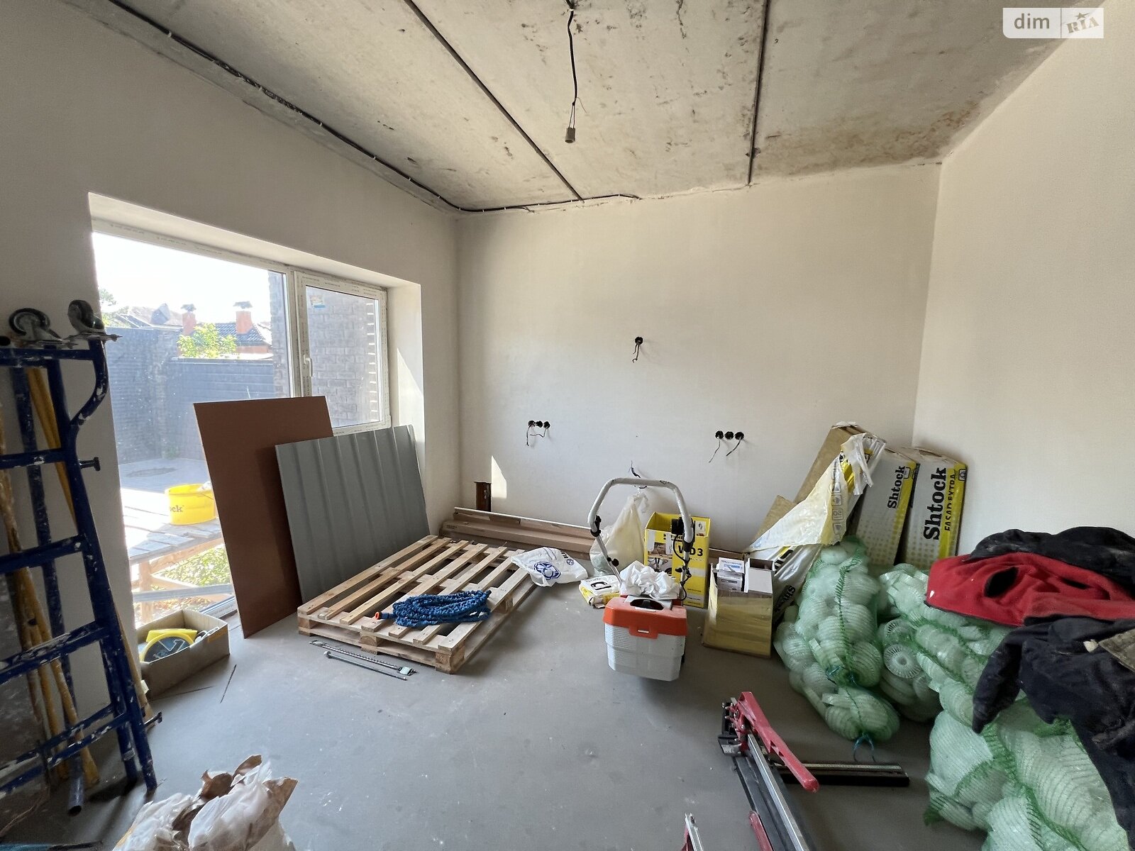 трехэтажный дом, 240.7 кв. м, кирпич. Продажа в Киеве район Соломенский фото 1 трехэтажный дом, 240.7 кв. м, кирпич. Продажа в Киеве район Соломенский фото 1