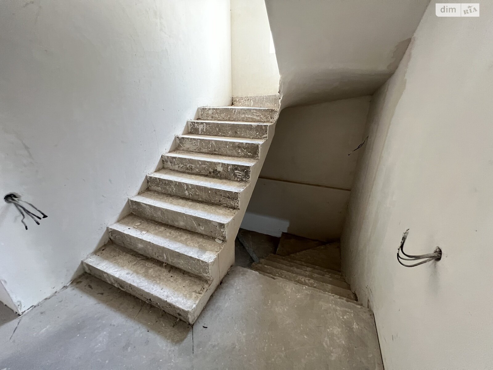 трехэтажный дом, 240.7 кв. м, кирпич. Продажа в Киеве район Соломенский фото 1 трехэтажный дом, 240.7 кв. м, кирпич. Продажа в Киеве район Соломенский фото 1