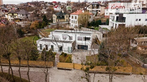двухэтажный дом с камином, 530 кв. м, кирпич. Продажа в Киеве район Соломенский фото 1 двухэтажный дом с камином, 530 кв. м, кирпич. Продажа в Киеве район Соломенский фото 1