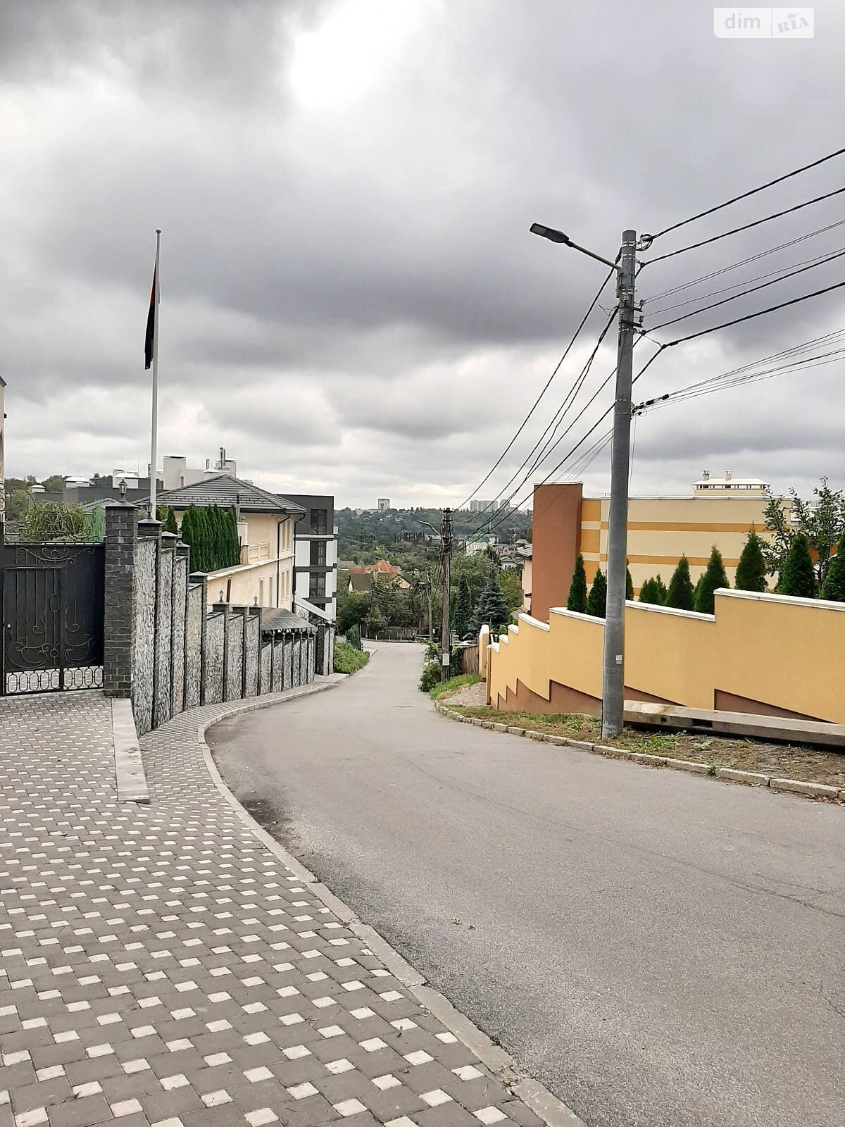 двоповерховий будинок з балконом, 190 кв. м, монолітно-каркасний. Продаж в Києві, район Солом’янський фото 1