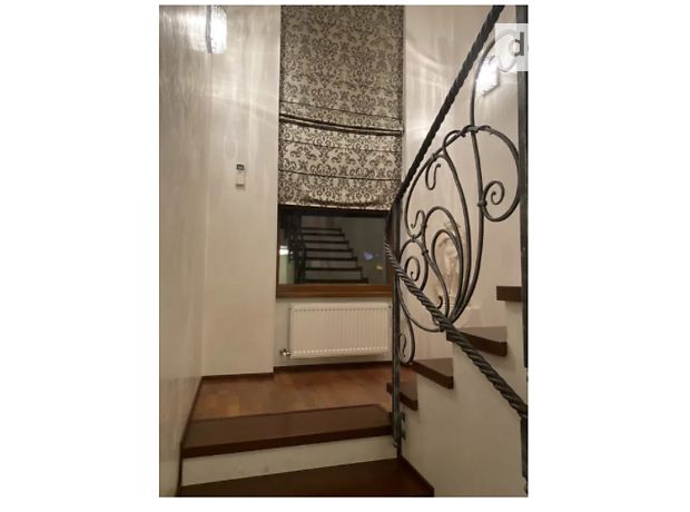 двухэтажный дом, 249 кв. м, кирпич. Продажа в Киеве район Соломенский фото 1 двухэтажный дом, 249 кв. м, кирпич. Продажа в Киеве район Соломенский фото 1