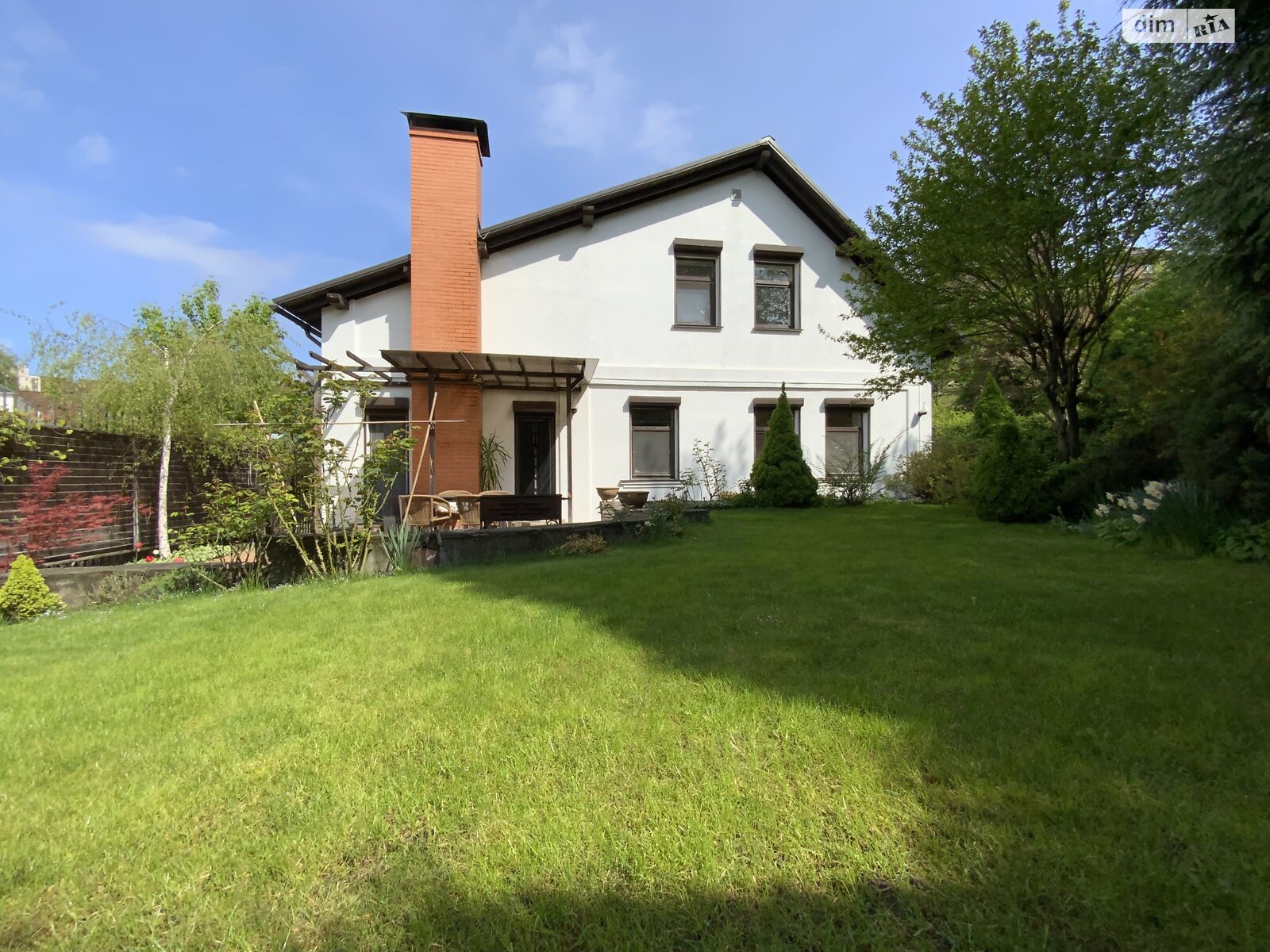 двоповерховий будинок з гаражем, 250 кв. м, цегла. Продаж в Києві, район Солом’янський фото 1 двоповерховий будинок з гаражем, 250 кв. м, цегла. Продаж в Києві, район Солом’янський фото 1