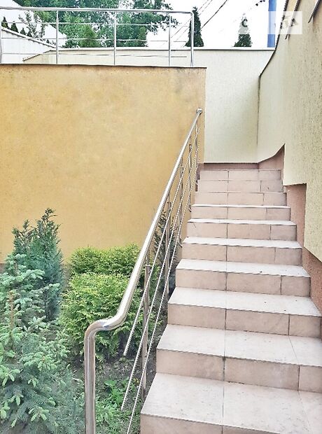 одноэтажный дом с садом, 190 кв. м, кирпич. Продажа в Киеве район Соломянка фото 1 одноэтажный дом с садом, 190 кв. м, кирпич. Продажа в Киеве район Соломянка фото 1