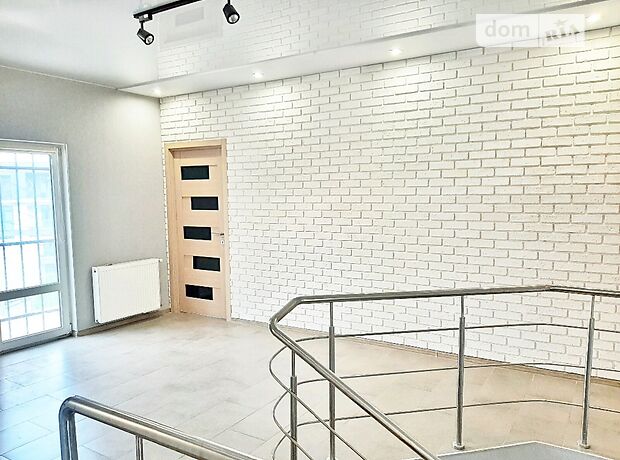 одноэтажный дом с садом, 190 кв. м, кирпич. Продажа в Киеве район Соломянка фото 1 одноэтажный дом с садом, 190 кв. м, кирпич. Продажа в Киеве район Соломянка фото 1