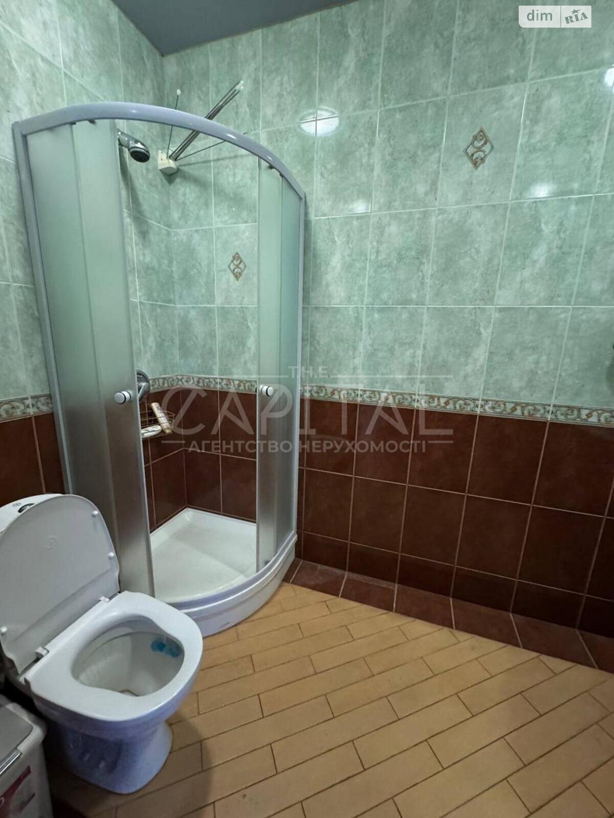 трехэтажный дом с верандой, 600 кв. м, кирпич. Продажа в Киеве район Соломенский фото 1 трехэтажный дом с верандой, 600 кв. м, кирпич. Продажа в Киеве район Соломенский фото 1