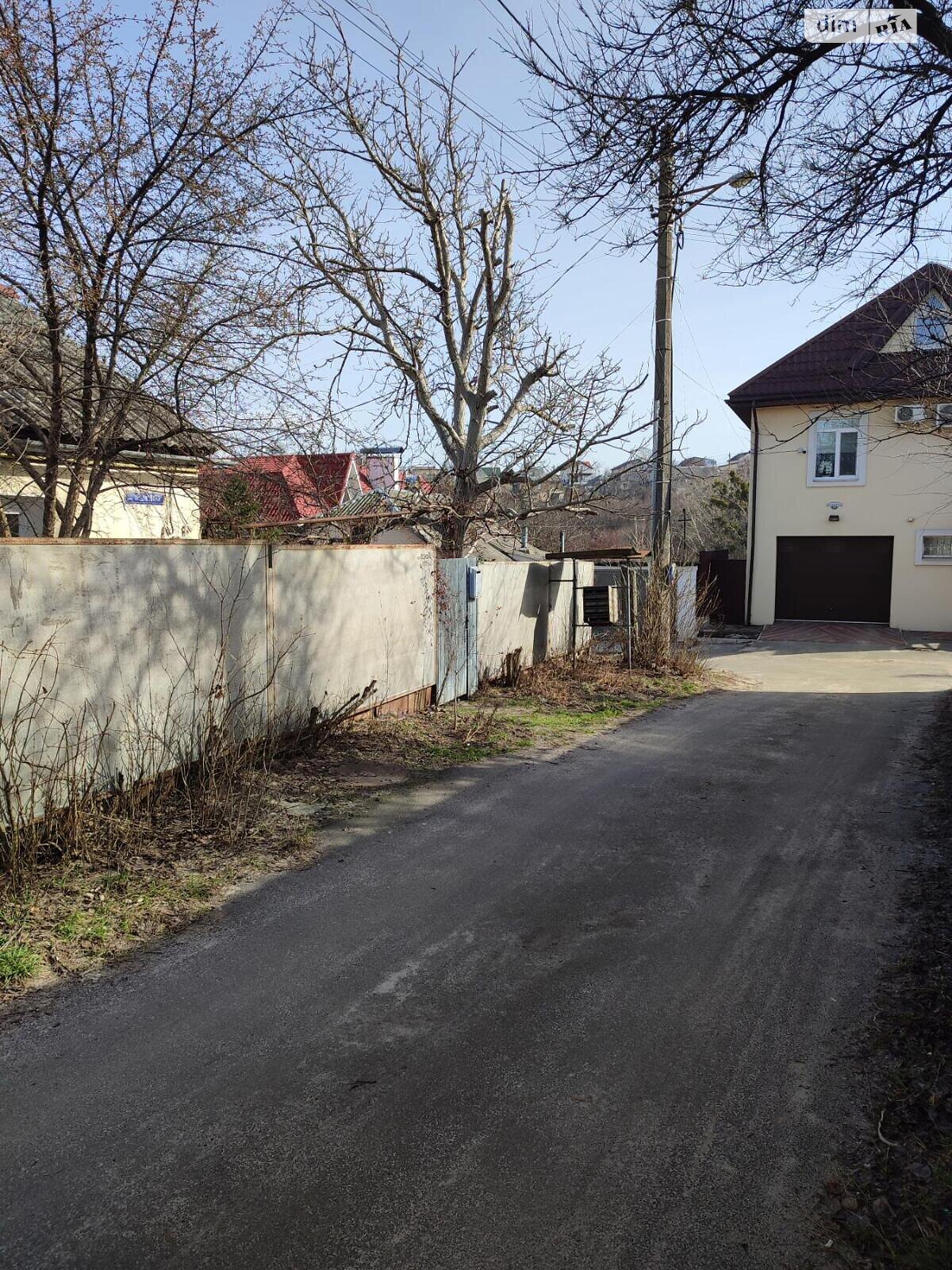 одноповерховий будинок з гаражем, 54.2 кв. м, цегла саманна. Продаж в Києві, район Совки фото 1 одноповерховий будинок з гаражем, 54.2 кв. м, цегла саманна. Продаж в Києві, район Совки фото 1