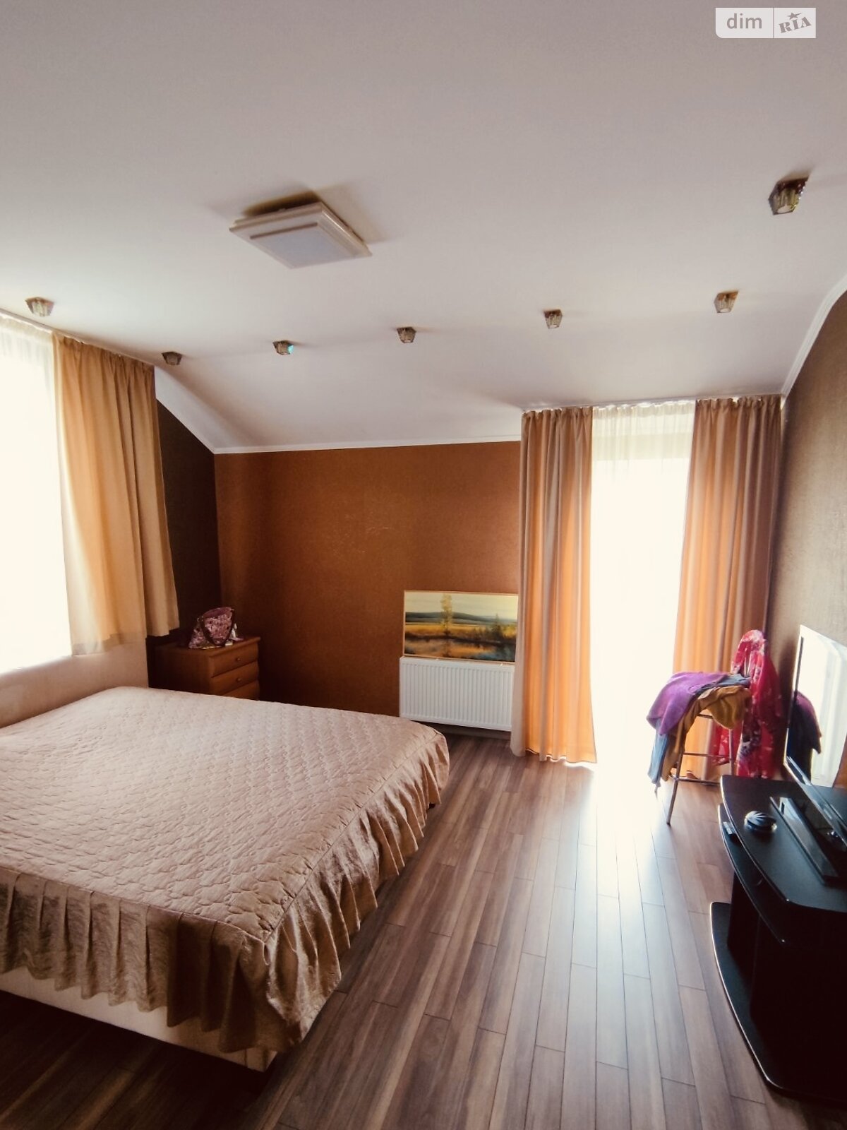 двоповерховий будинок, 230.9 кв. м, ракушняк. Продаж в Києві, район Совки фото 1 двоповерховий будинок, 230.9 кв. м, ракушняк. Продаж в Києві, район Совки фото 1