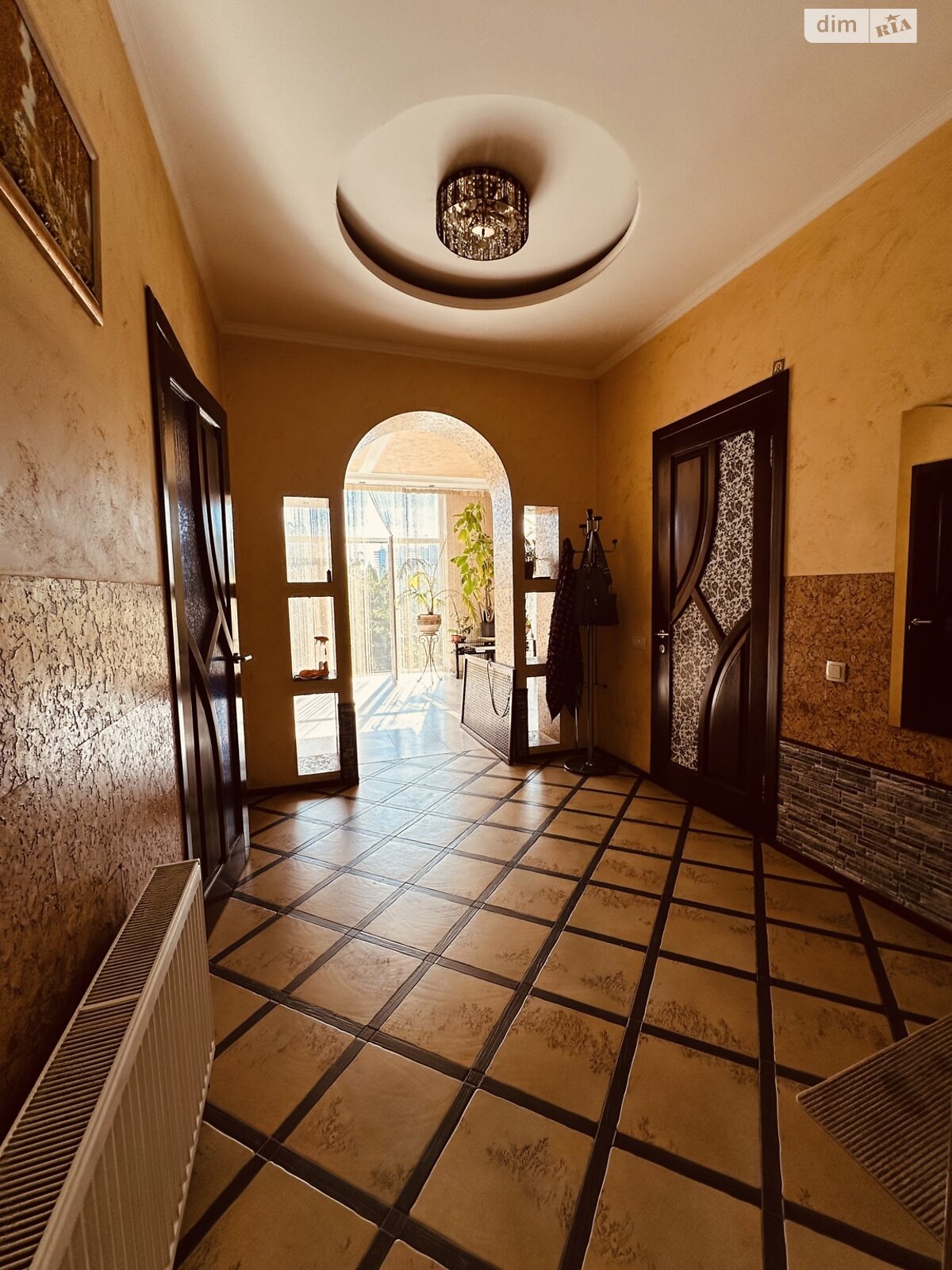 двоповерховий будинок, 230.9 кв. м, ракушняк. Продаж в Києві, район Совки фото 1 двоповерховий будинок, 230.9 кв. м, ракушняк. Продаж в Києві, район Совки фото 1
