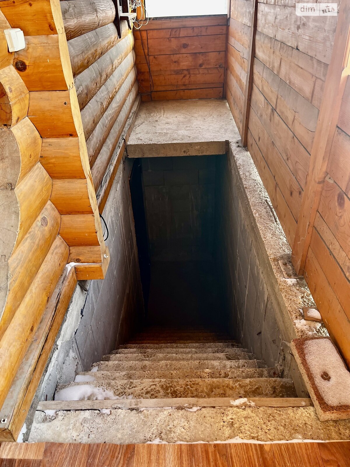 двухэтажный дом, 100 кв. м, дерево и кирпич. Продажа в Киеве район Совки фото 1