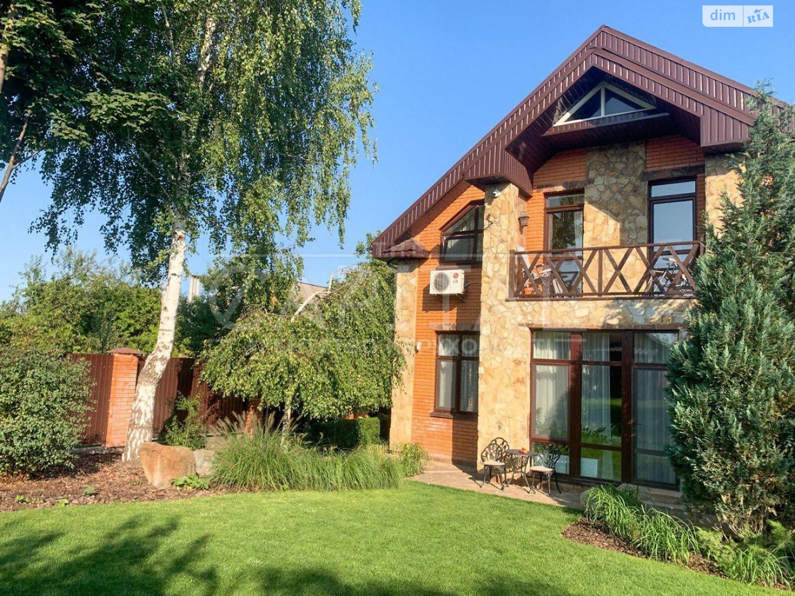 двухэтажный дом беседка, 180 кв. м, кирпич. Продажа в Киеве фото 1 двухэтажный дом беседка, 180 кв. м, кирпич. Продажа в Киеве фото 1