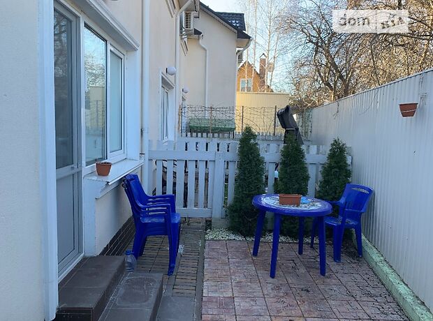 двоповерховий будинок, 80 кв. м, кирпич. Продаж в Києві, район Святошинський фото 1 двоповерховий будинок, 80 кв. м, кирпич. Продаж в Києві, район Святошинський фото 1