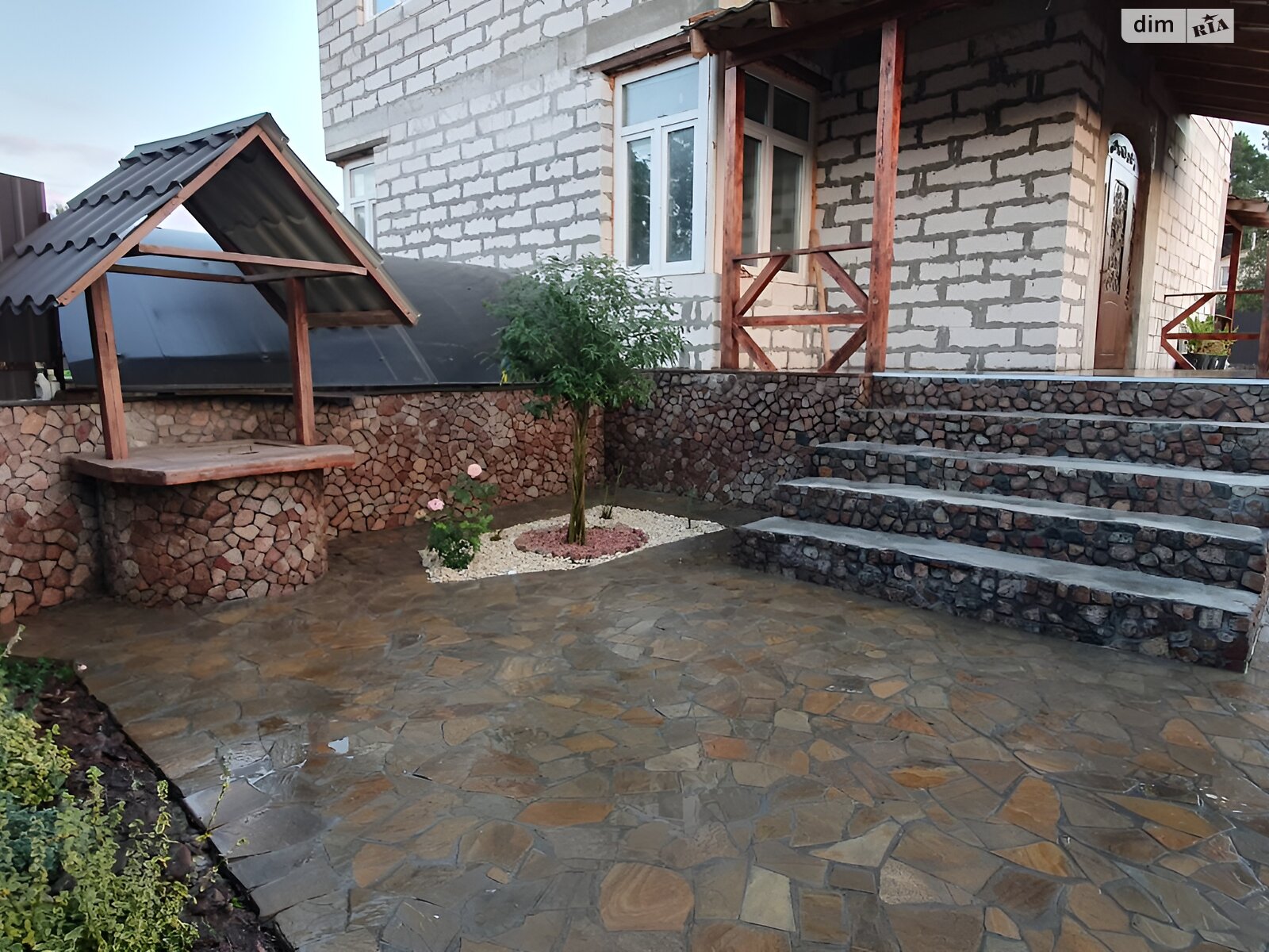 двухэтажный дом с верандой, 298 кв. м, кирпич. Продажа в Киеве район Святошинский фото 1 двухэтажный дом с верандой, 298 кв. м, кирпич. Продажа в Киеве район Святошинский фото 1