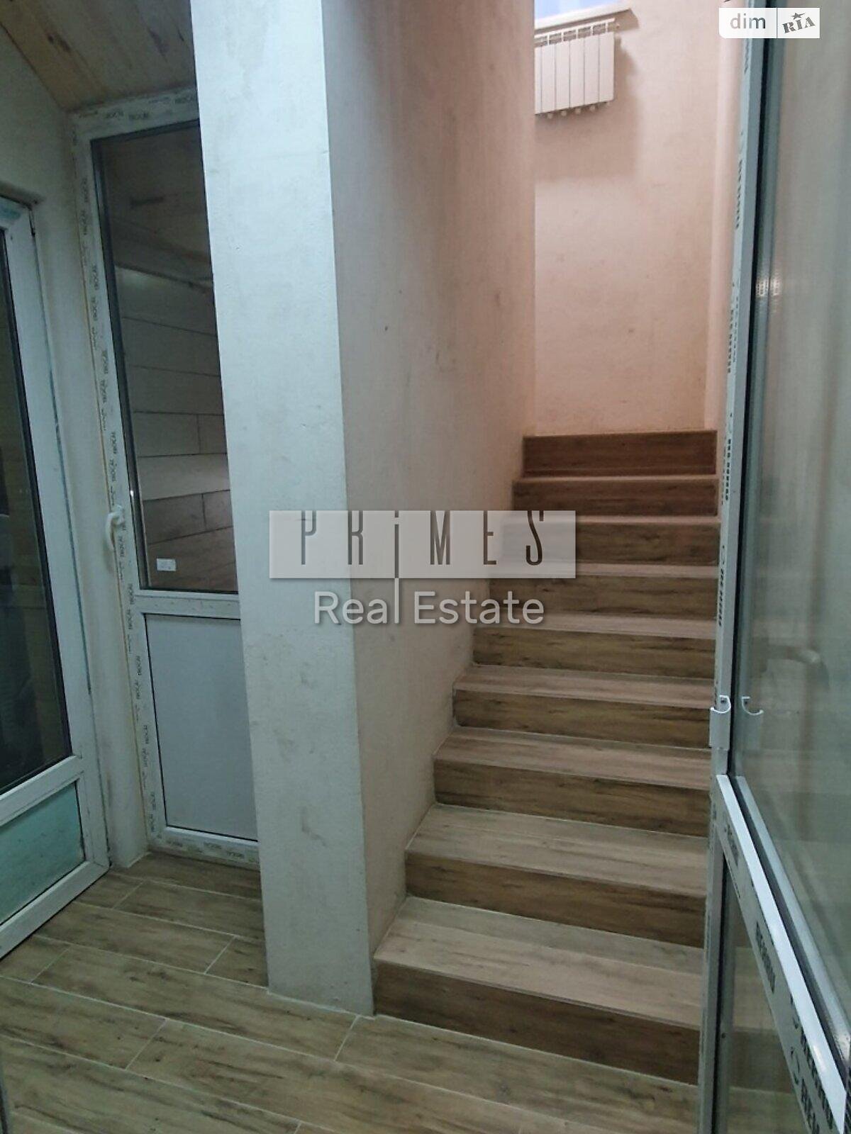 двоповерховий будинок з опаленням, 298 кв. м, цегла. Продаж в Києві, район Святошинський фото 1 двоповерховий будинок з опаленням, 298 кв. м, цегла. Продаж в Києві, район Святошинський фото 1