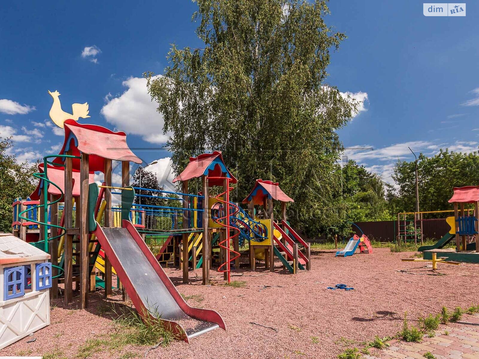 двухэтажный дом с гаражом, 410 кв. м, кирпич. Продажа в Киеве район Святошинский фото 1 двухэтажный дом с гаражом, 410 кв. м, кирпич. Продажа в Киеве район Святошинский фото 1