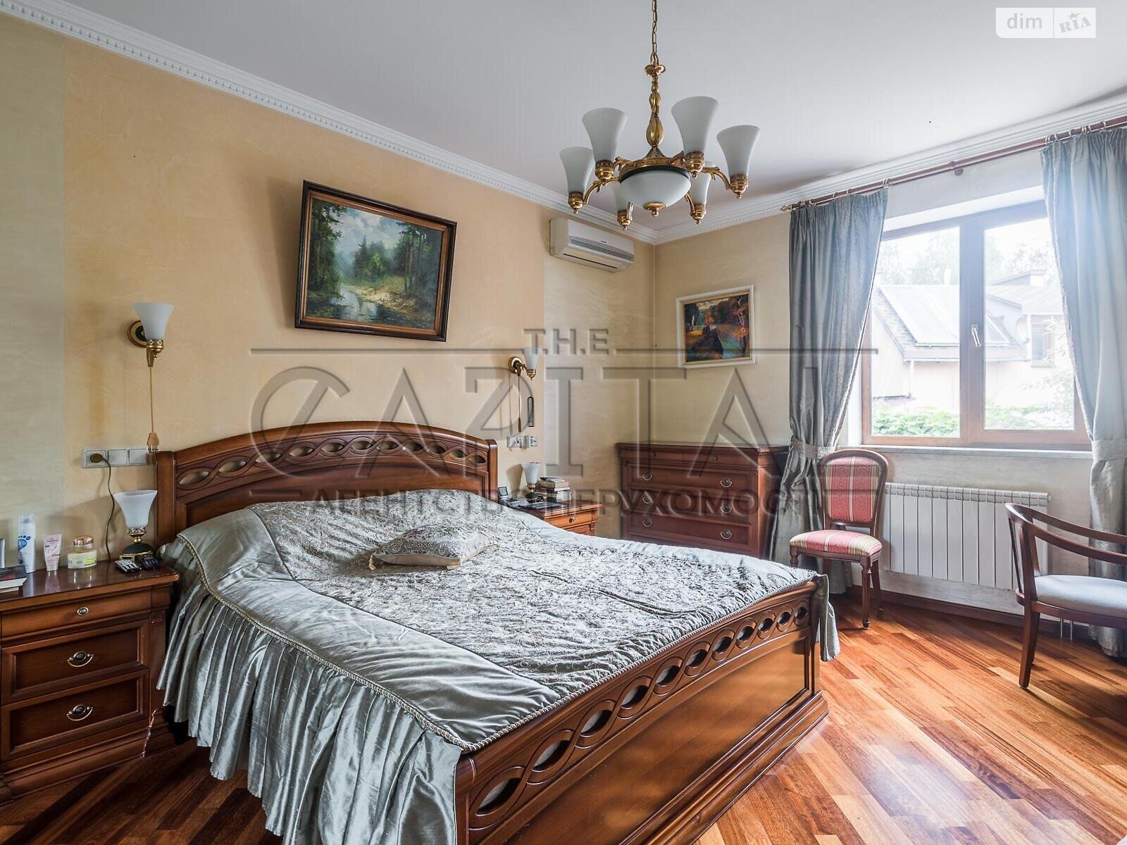 двухэтажный дом с гаражом, 410 кв. м, кирпич. Продажа в Киеве район Святошинский фото 1 двухэтажный дом с гаражом, 410 кв. м, кирпич. Продажа в Киеве район Святошинский фото 1