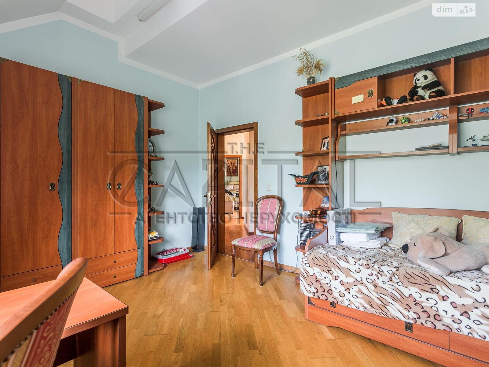 двухэтажный дом с гаражом, 410 кв. м, кирпич. Продажа в Киеве район Святошинский фото 1 двухэтажный дом с гаражом, 410 кв. м, кирпич. Продажа в Киеве район Святошинский фото 1