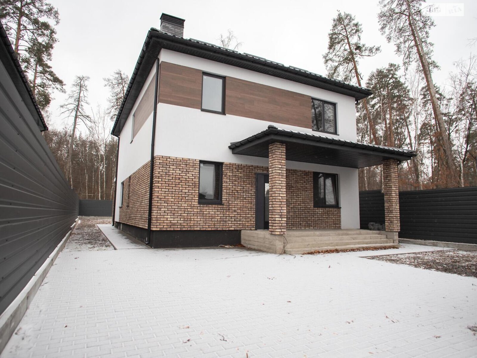 двоповерховий будинок, 200 кв. м, цегла. Продаж в Києві, район Святошинський фото 1 двоповерховий будинок, 200 кв. м, цегла. Продаж в Києві, район Святошинський фото 1