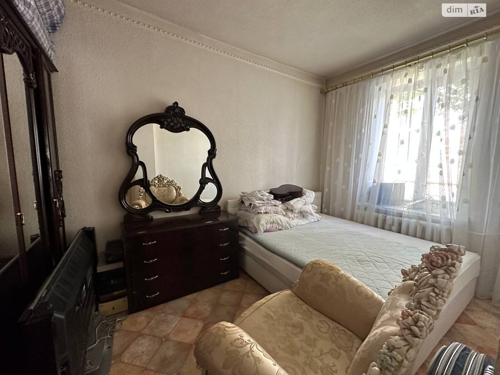 двухэтажный дом, 800 кв. м, ракушечник (ракушняк). Продажа в Киеве район Святошинский фото 1 двухэтажный дом, 800 кв. м, ракушечник (ракушняк). Продажа в Киеве район Святошинский фото 1