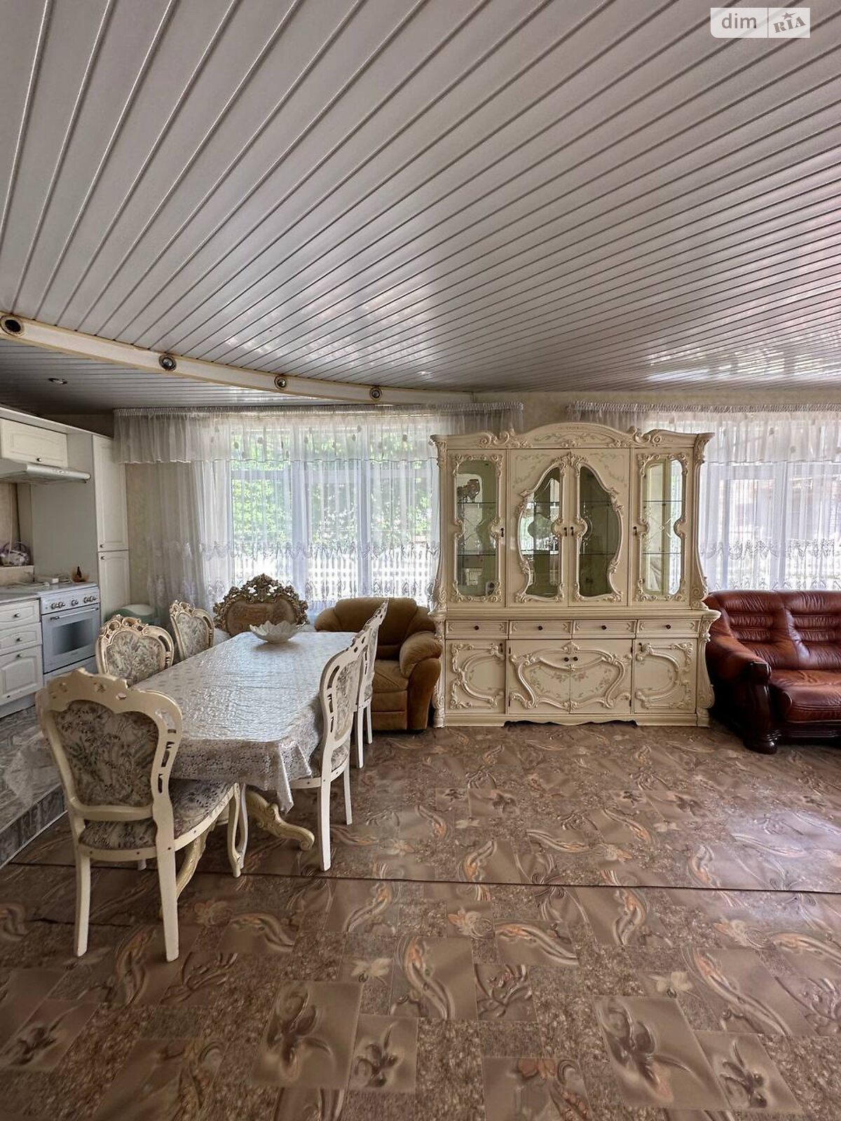двухэтажный дом, 800 кв. м, ракушечник (ракушняк). Продажа в Киеве район Святошинский фото 1 двухэтажный дом, 800 кв. м, ракушечник (ракушняк). Продажа в Киеве район Святошинский фото 1