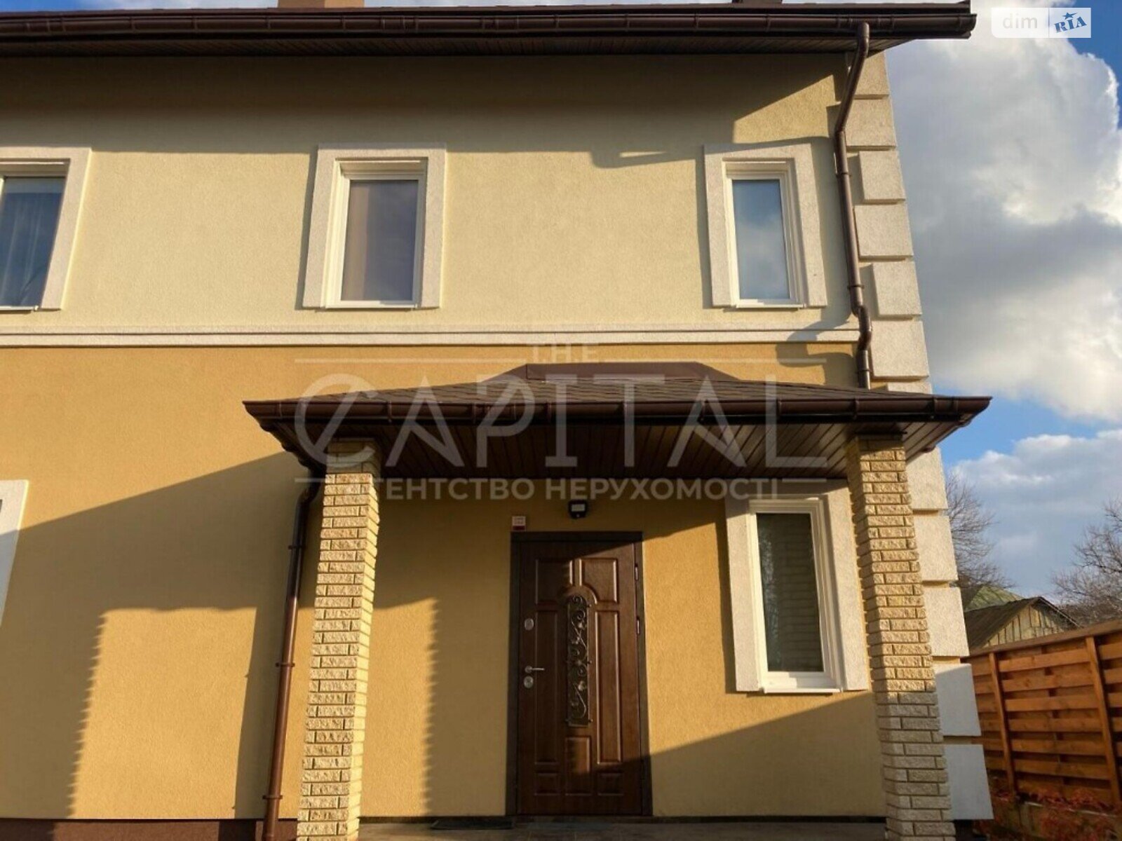 трехэтажный дом, 175 кв. м, кирпич. Продажа в Киеве район Святошинский фото 1