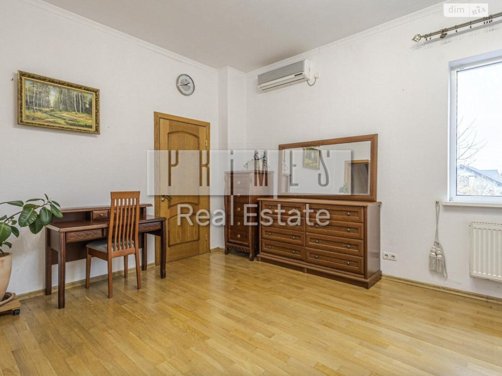 двухэтажный дом с гаражом, 366 кв. м, кирпич. Продажа в Киеве район Святошинский фото 1 двухэтажный дом с гаражом, 366 кв. м, кирпич. Продажа в Киеве район Святошинский фото 1
