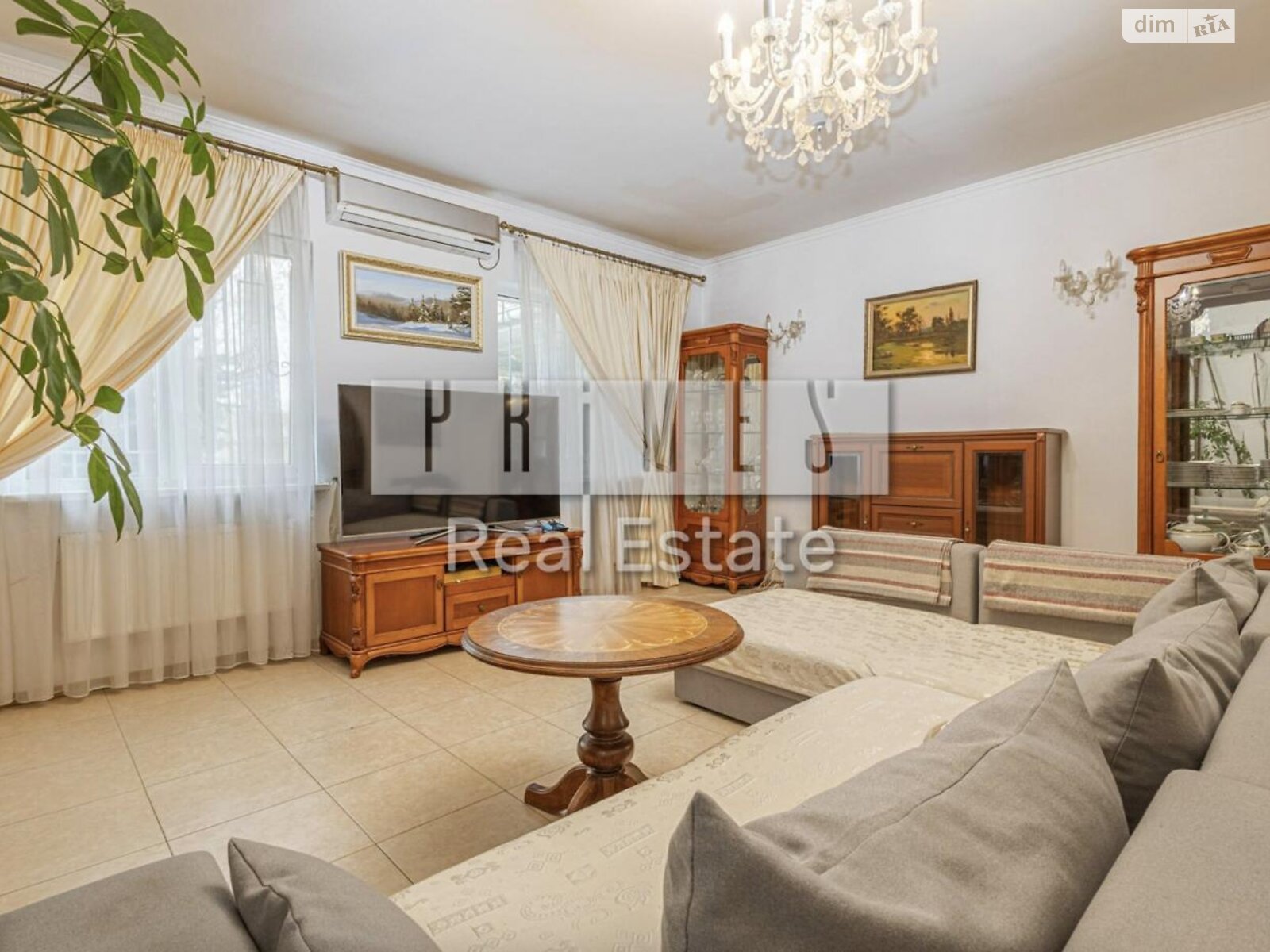 двухэтажный дом с гаражом, 366 кв. м, кирпич. Продажа в Киеве район Святошинский фото 1 двухэтажный дом с гаражом, 366 кв. м, кирпич. Продажа в Киеве район Святошинский фото 1