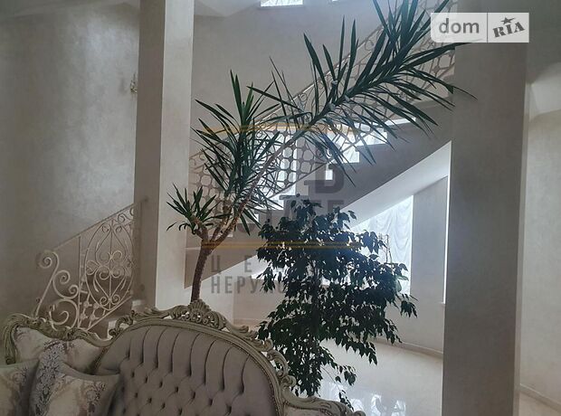 триповерховий будинок, 630 кв. м, кирпич. Продаж в Києві, район Святошинський фото 1 триповерховий будинок, 630 кв. м, кирпич. Продаж в Києві, район Святошинський фото 1