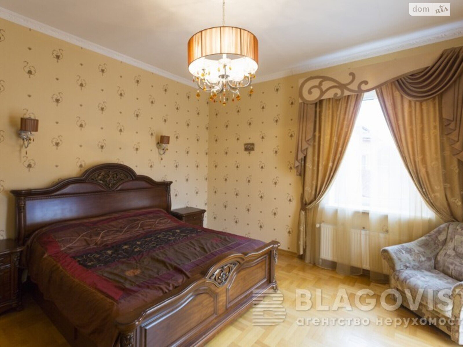 двухэтажный дом, 371 кв. м, кирпич. Продажа в Киеве район Святошинский фото 1